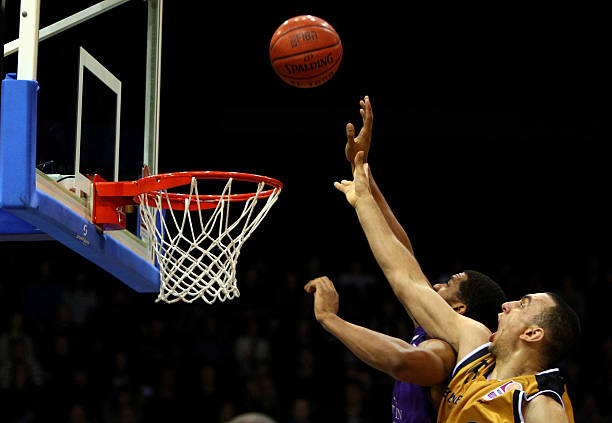 头球破门 头球破门