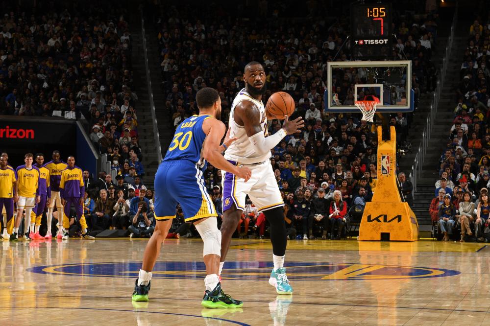 续约陷僵局 续约陷僵局